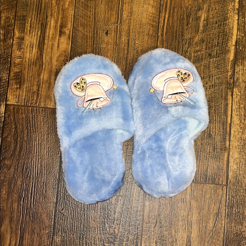 Slippers